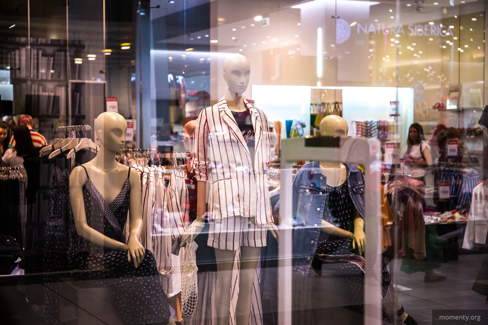 Магазины одежды ждёт кризис сразу после окончания карантина. Вся выручка будет в онлайне Магазины одежды ждёт кризис сразу после окончания карантина. Вся выручка будет в онлайне