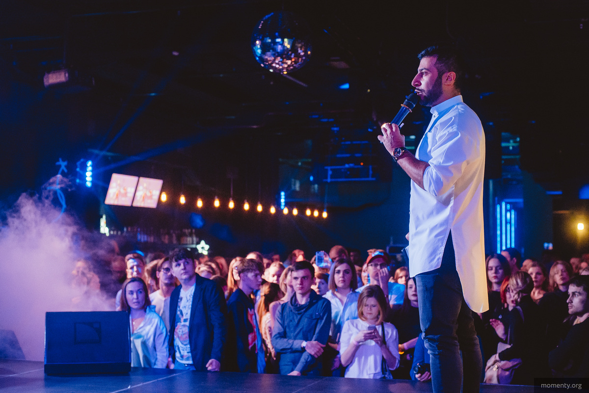 Звездный дуэт Панин и Гасанов в онлайне ограничили себя лишь редкими эфирами «Стрем-стримов», чтобы рекламодатели и тусовка их не забывала. Звездный дуэт Панин и Гасанов в онлайне ограничили себя лишь редкими эфирами «Стрем-стримов», чтобы рекламодатели и тусовка их не забывала.