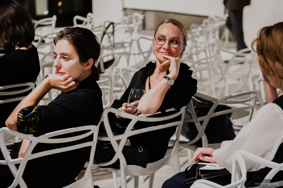 На Урале в карантин перестали выпускать известный глянец На Урале в карантин перестали выпускать известный глянец