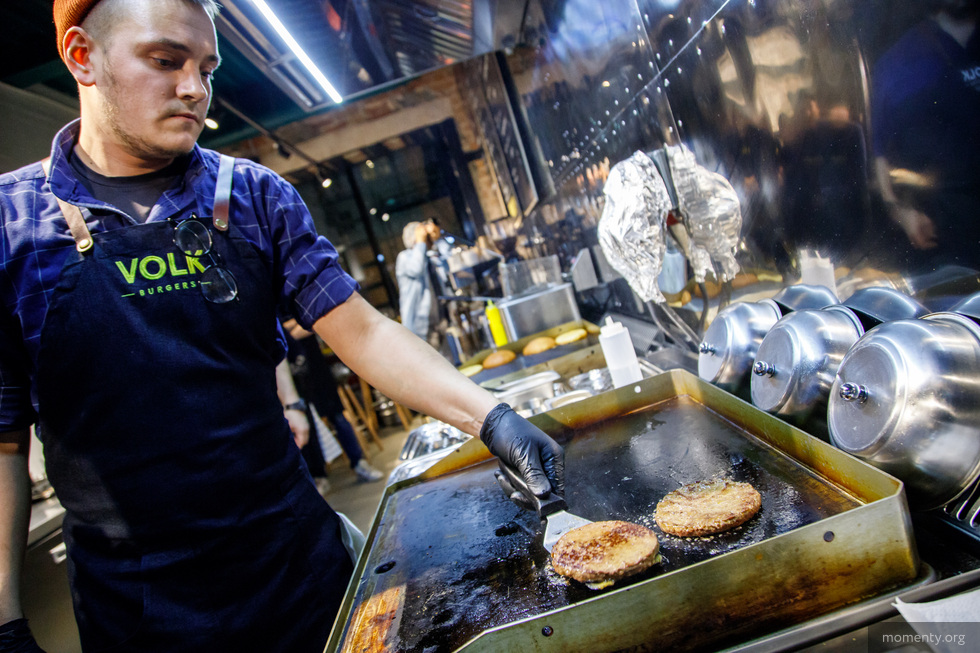 Главные конкуренты Тимати в Екатеринбурге не пережили карантин Главные конкуренты Тимати в Екатеринбурге не пережили карантин