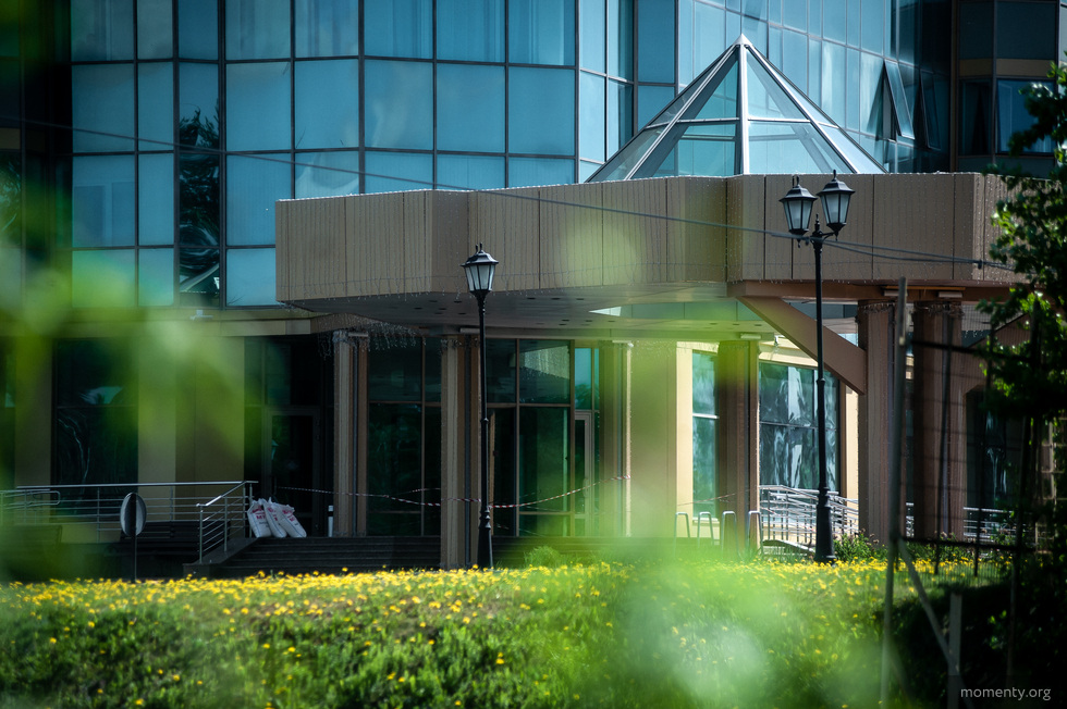 В любимый тусовкой спа-отель заселили Covid-пациентов. Готовы принять 200 человек В любимый тусовкой спа-отель заселили Covid-пациентов. Готовы принять 200 человек