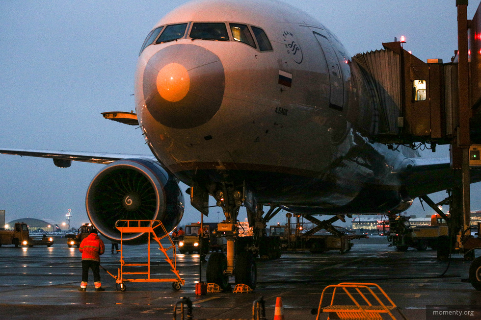 Авиакомпании вводят новые правила для пассажиров, рискнувших вылететь в карантин Авиакомпании вводят новые правила для пассажиров, рискнувших вылететь в карантин