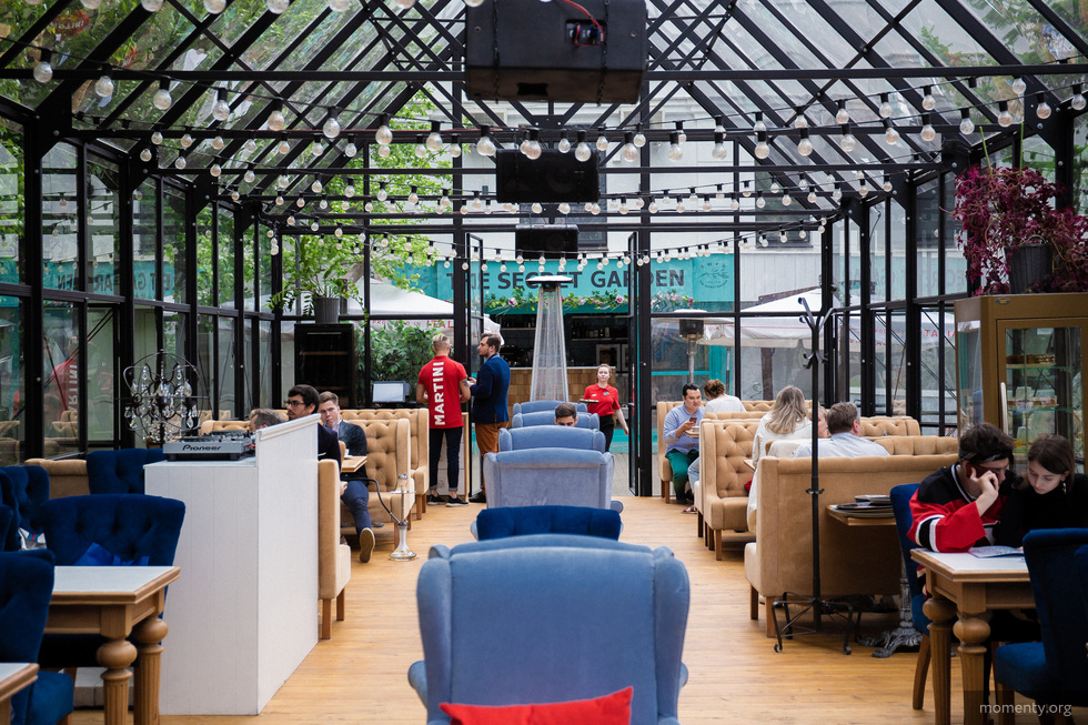 Рестораторы Урала с завистью смотрят на москвичей. «Заработаем на 50% меньше, чем обычно» Рестораторы Урала с завистью смотрят на москвичей. «Заработаем на 50% меньше, чем обычно»