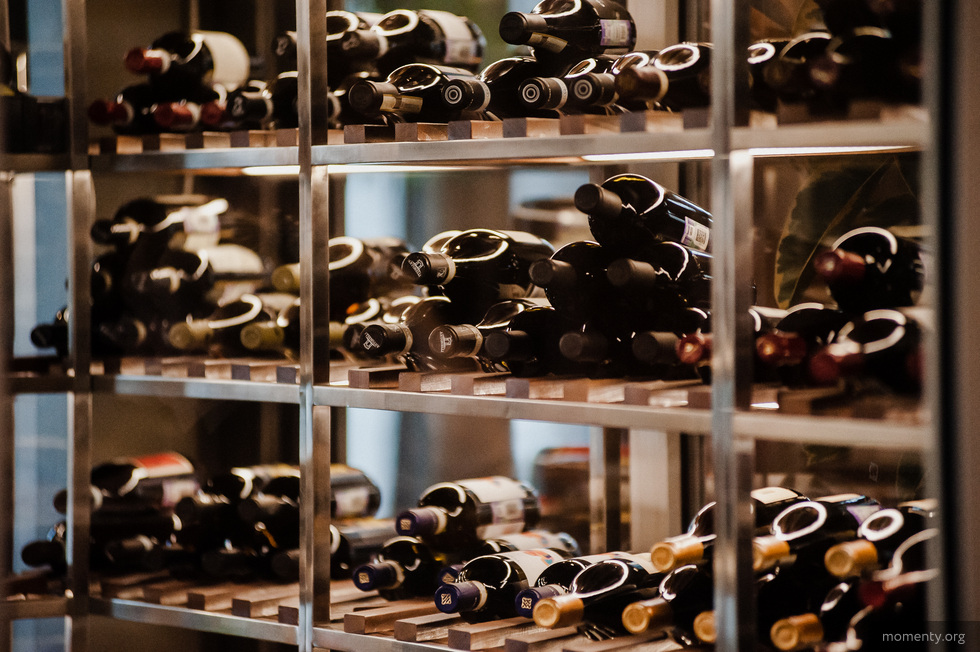 Продавцы алкоголя на первых этажах избежали угрозы закрытия Продавцы алкоголя на первых этажах избежали угрозы закрытия