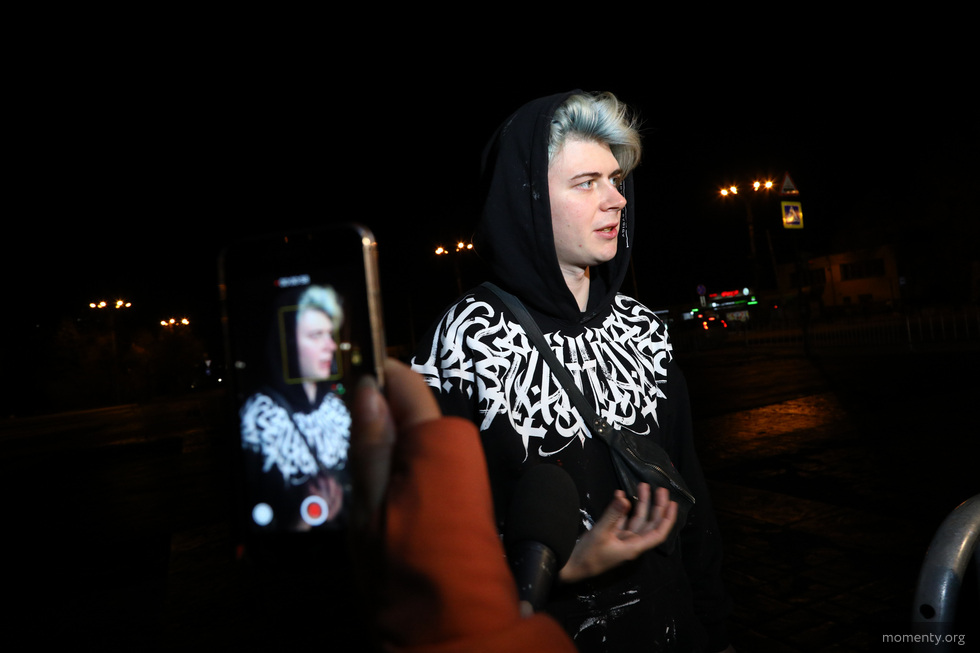 Покрас Лампас прилетел в Екатеринбург. Его нашли в известном баре Покрас Лампас прилетел в Екатеринбург. Его нашли в известном баре