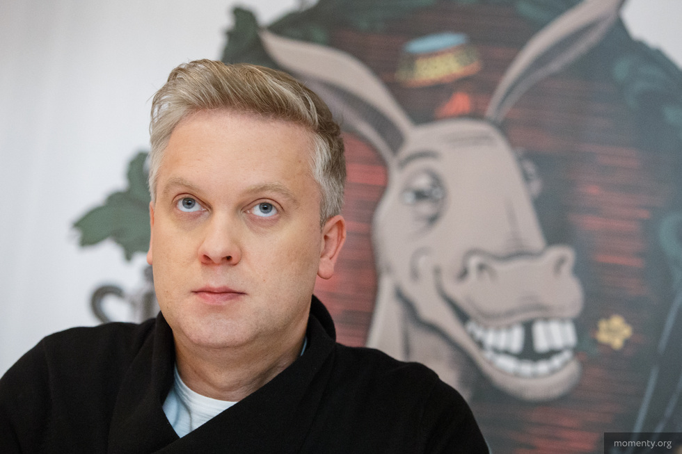 Сергей Светлаков показал новый фильм с Собчак и Варнавой. «Это большое испытание для меня» Сергей Светлаков показал новый фильм с Собчак и Варнавой. «Это большое испытание для меня»