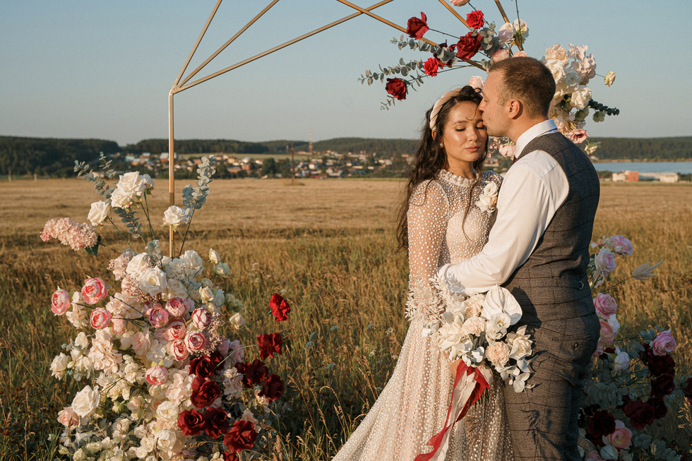 Уральским молодоженам помогут устроить свадьбу мечты