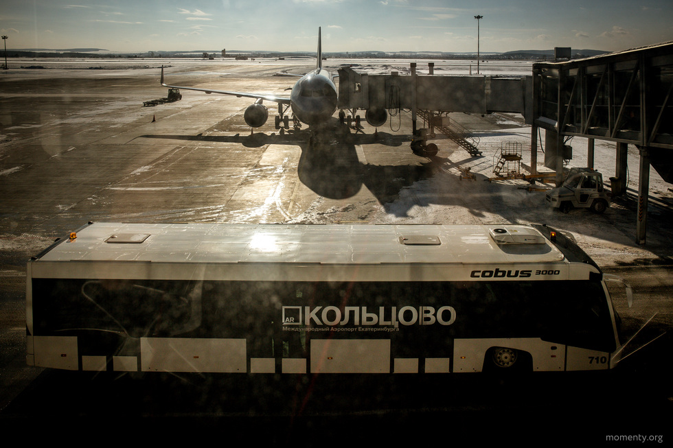 Из Кольцово разрешили летать за границу Из Кольцово разрешили летать за границу