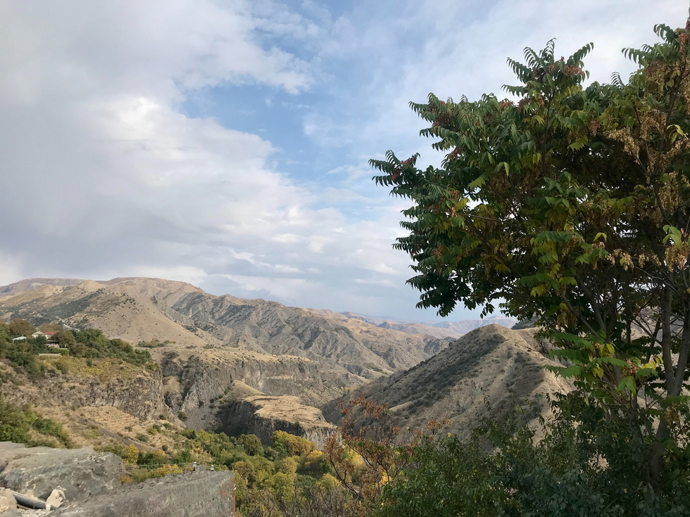 Канатная дорога и&nbsp;секретный водопад: что посмотреть в&nbsp;Армении