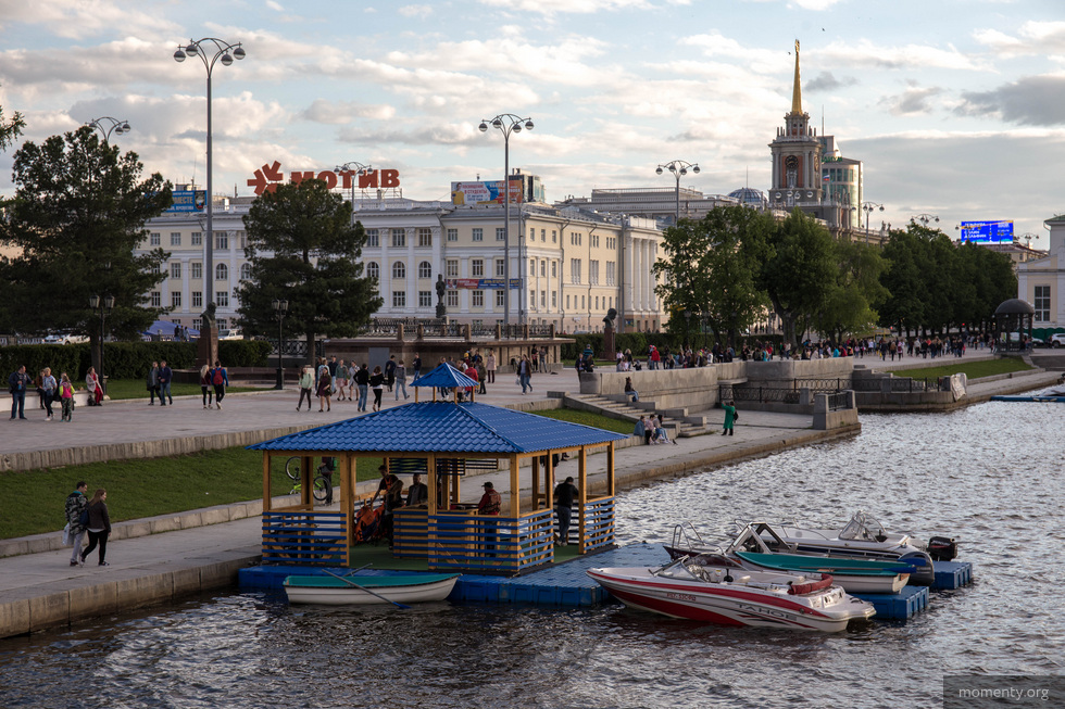 Мэр Екатеринбурга пообещал миллион рублей за&nbsp;проект для набережной