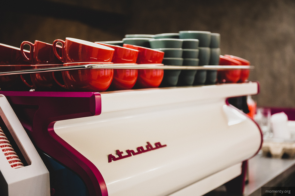 На безумную Хохрякова заходит новый игрок На безумную Хохрякова заходит новый игрок