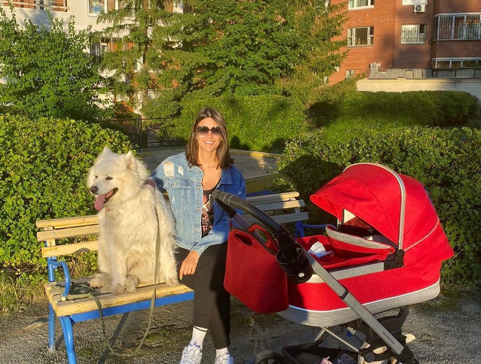 Известная дрифтерша возмутилась деревьями на месте парковки Известная дрифтерша возмутилась деревьями на месте парковки