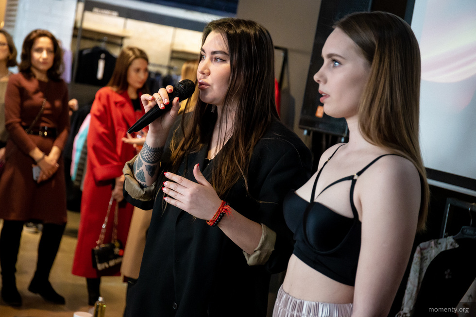 Ценник 200 тысяч рублей не&nbsp;испугал фанатов скандальной визажистки. На&nbsp;ее&nbsp;курс осталось два места