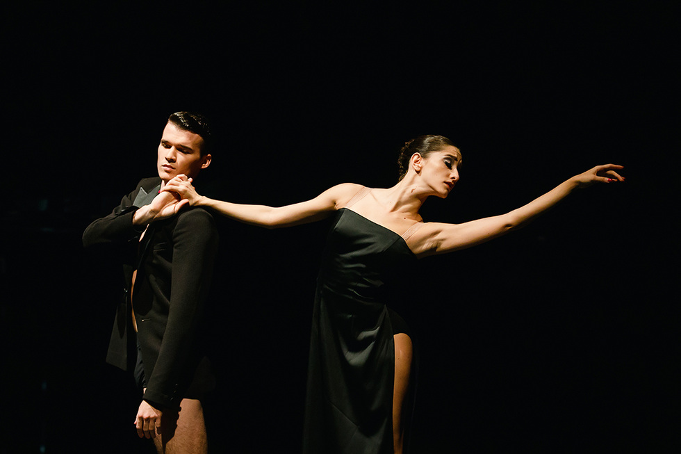 Критики оценили спектакль оперного театра, поставленный на деньги Абрамовича Критики оценили спектакль оперного театра, поставленный на деньги Абрамовича