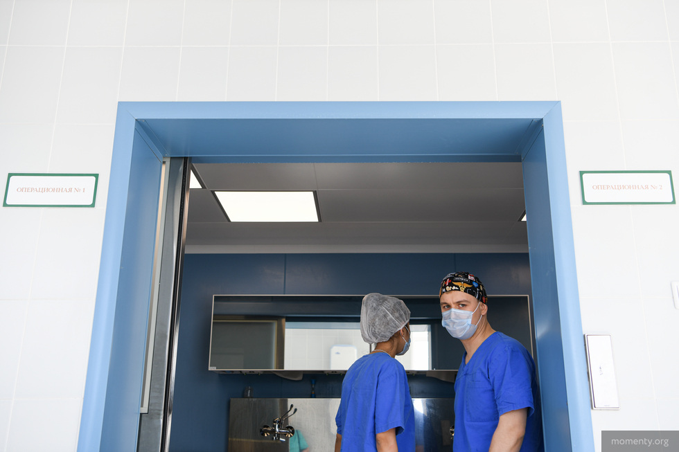 Врачи ответили на вопросы о том, опасна ли вакцинация от COVID-19 Врачи ответили на вопросы о том, опасна ли вакцинация от COVID-19