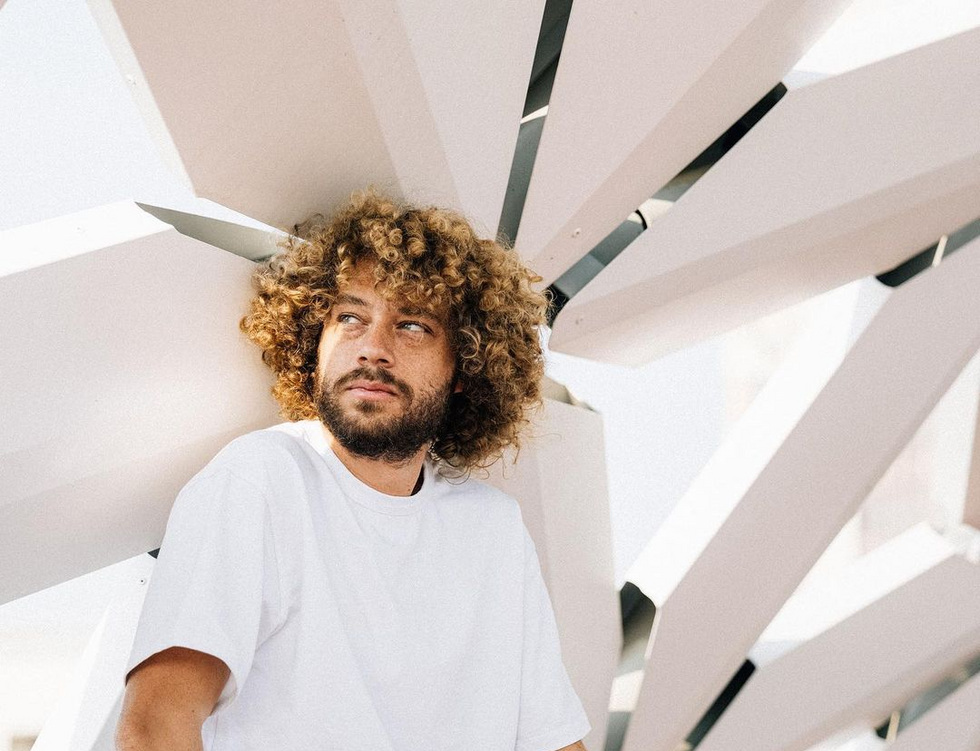 Илья Варламов раскритиковал уральского хоккеиста Павла Дацюка и мэра Екатеринбурга за ночной снос здания Илья Варламов раскритиковал уральского хоккеиста Павла Дацюка и мэра Екатеринбурга за ночной снос здания