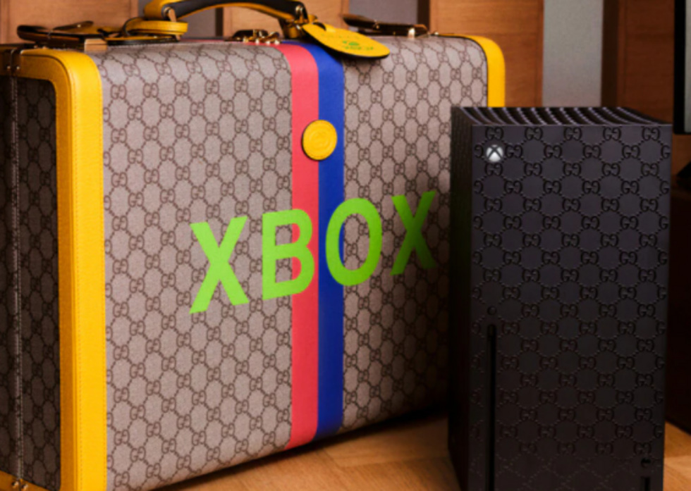 Microsoft совместно с&nbsp;Gucci представили лимитированную серию Xbox