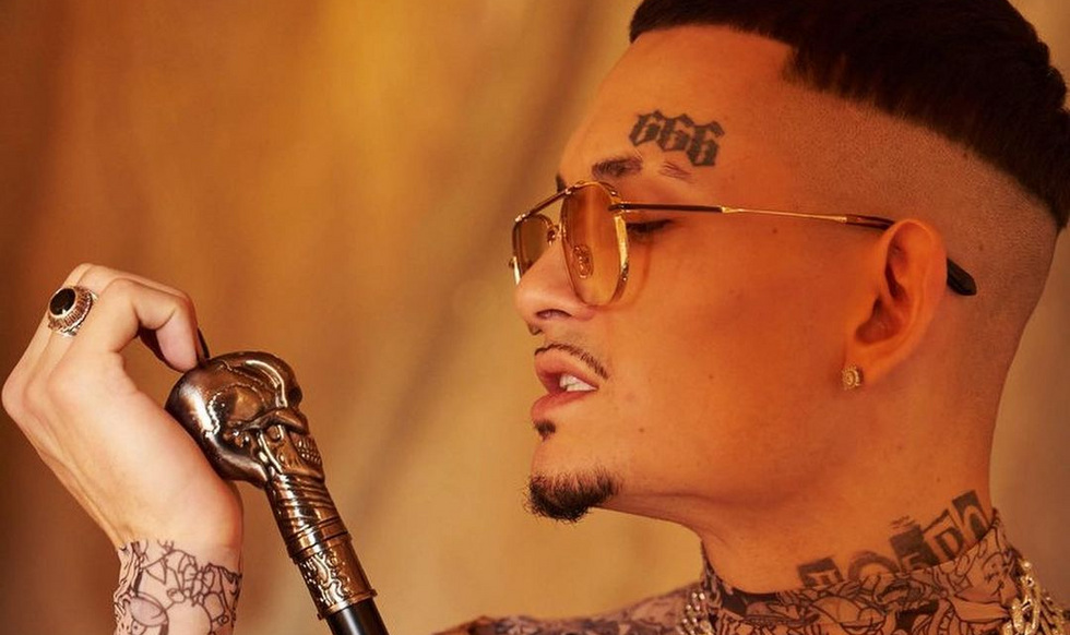 Гив Моргенштерна поддержали уральские бьюти-гиганты Гив Моргенштерна поддержали уральские бьюти-гиганты