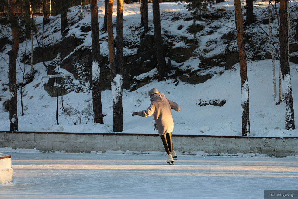 К Новому году в Екатеринбурге открылось 144 катка К Новому году в Екатеринбурге открылось 144 катка