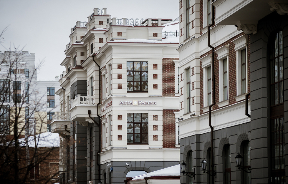 В Екатеринбурге зафиксировали дефицит люксовой недвижимости. «Хотят квартиры за 30-50 миллионов» В Екатеринбурге зафиксировали дефицит люксовой недвижимости. «Хотят квартиры за 30-50 миллионов»