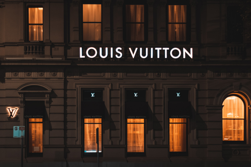 &laquo;Яндекс маркет&raquo; начал продавать поддержанный Louis Vuitton, Prada и&nbsp;Gucci
