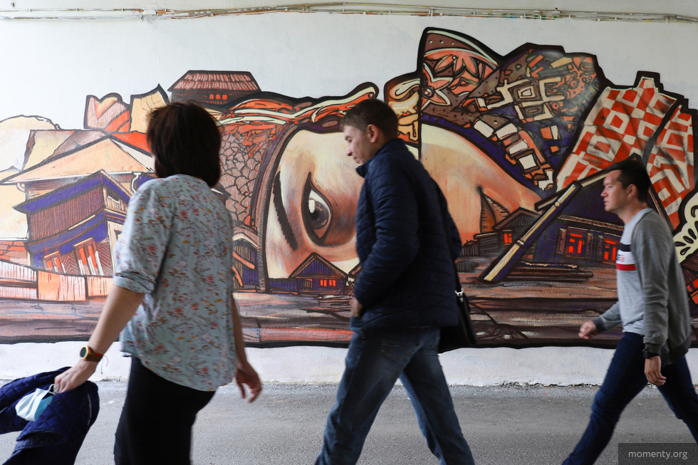 Уличные художники показали первую работу партизанского фестиваля