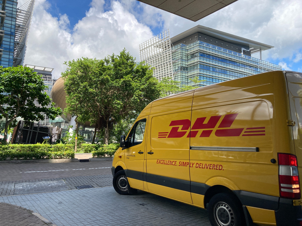 DHL Express прекращает доставку по России DHL Express прекращает доставку по России