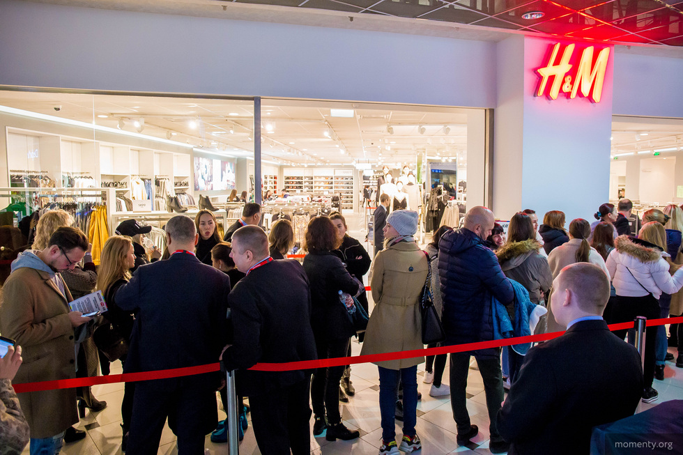 В&nbsp;H&M поднимут цены на&nbsp;одежду на&nbsp;25% перед открытием магазинов