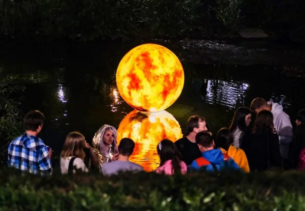 Уральцы выберут, куда перенести «Луну» с Исети Уральцы выберут, куда перенести «Луну» с Исети