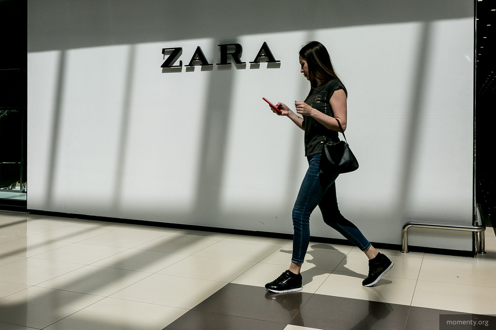 Сотрудников магазинов Zara выводят из&nbsp;простоя