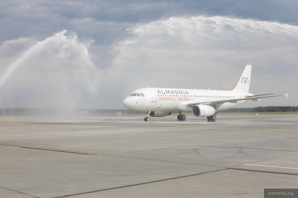 Авиакомпаниям дали допуск на полеты в Сочи через часть закрытого воздушного пространства Авиакомпаниям дали допуск на полеты в Сочи через часть закрытого воздушного пространства