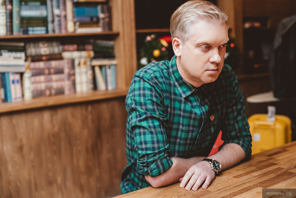 Илья Варламов раскритиковал фильм &laquo;Елки&raquo; и&nbsp;назвал причину ухода Сергея Светлакова