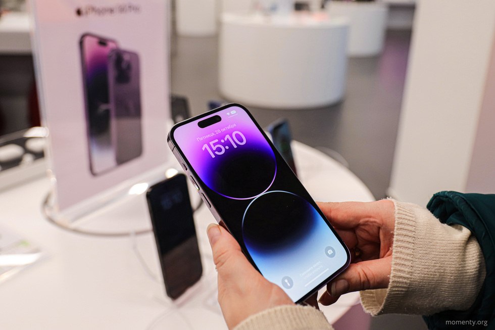 Российские туристы не могут купить iPhone 14 в Дубае Российские туристы не могут купить iPhone 14 в Дубае