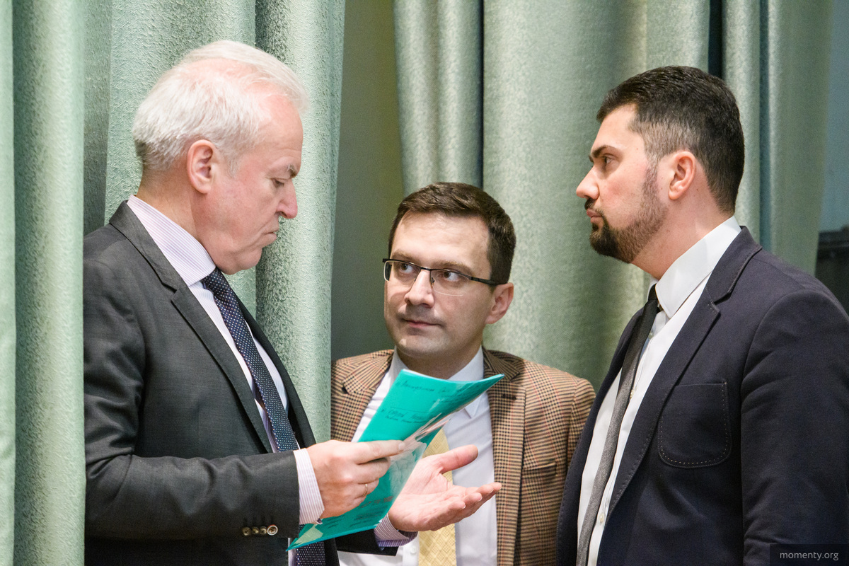 Владимир Волкоморов на&nbsp;презентации своей программы на&nbsp;выборах директора департамента в&nbsp;2020 году