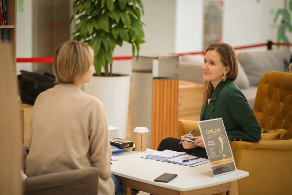 В старинном ресторане Екатеринбурга устроят фестиваль эзотерики с победителем «Битвы экстрасенсов» В старинном ресторане Екатеринбурга устроят фестиваль эзотерики с победителем «Битвы экстрасенсов»