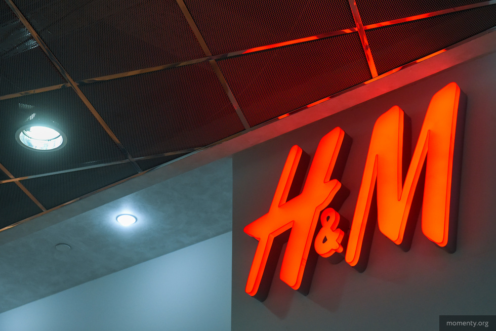Товары H&M начали продавать на&nbsp;OZON