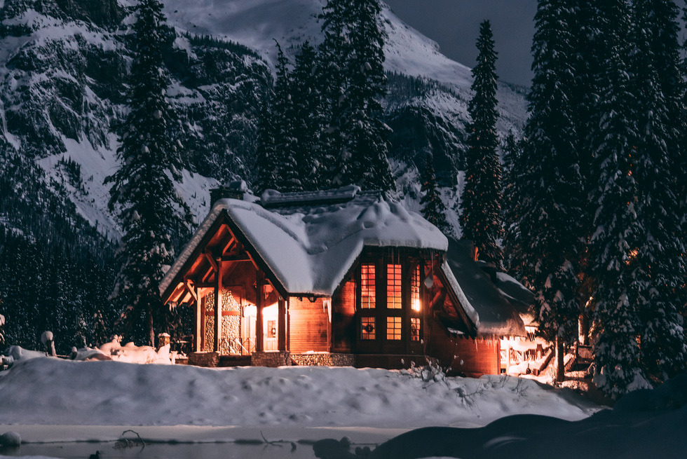 Куда сбежать на новогодние каникулы — подборка загородных домов недалеко от Екатеринбурга Куда сбежать на новогодние каникулы — подборка загородных домов недалеко от Екатеринбурга