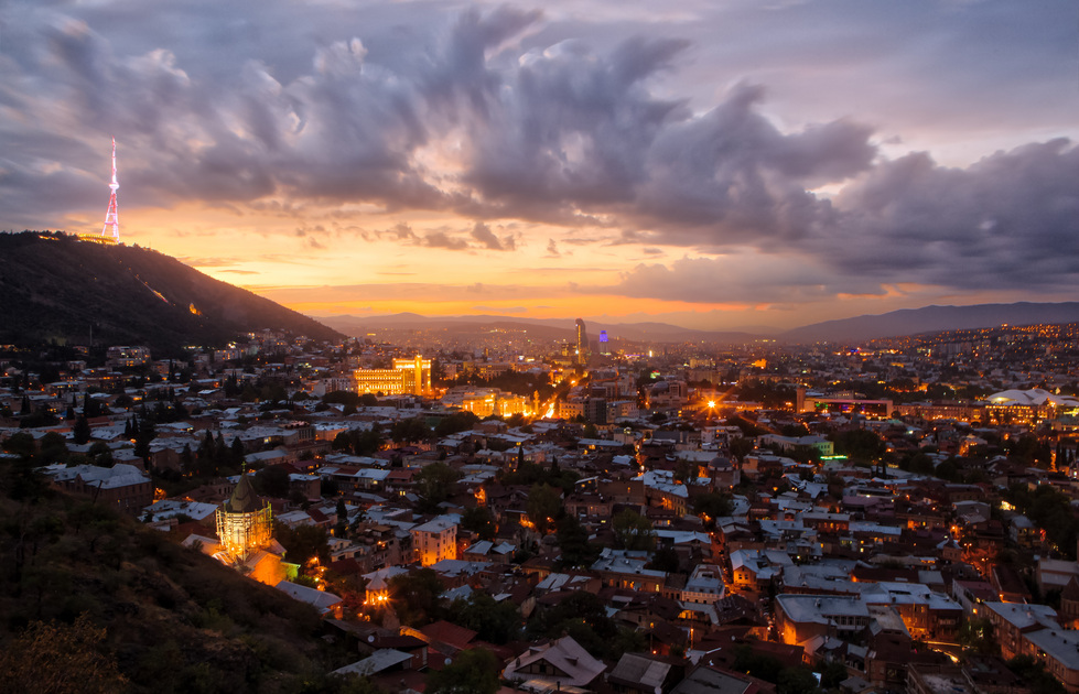 У российских туристов появится возможность дешевле летать в Грузию У российских туристов появится возможность дешевле летать в Грузию