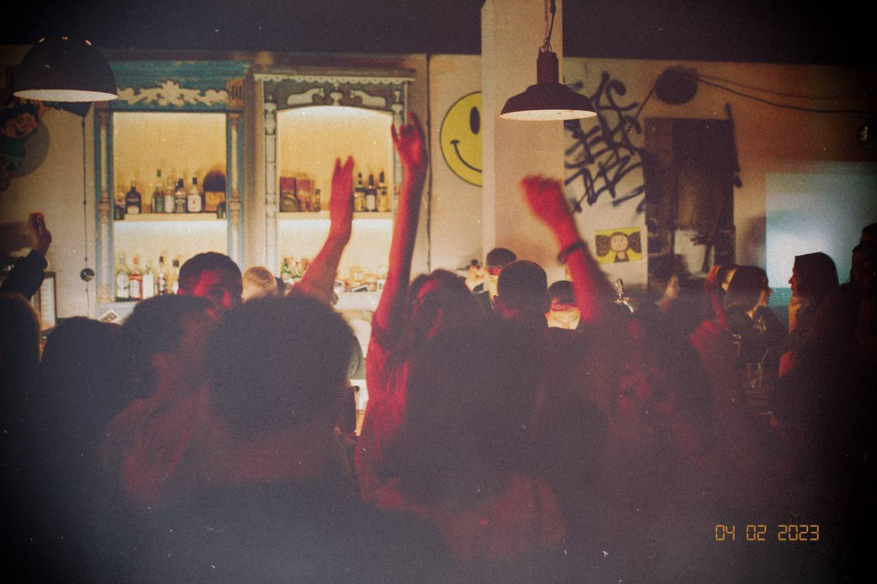 Завидные холостяки Екатеринбурга поборются за&nbsp;путешествие в&nbsp;баре в&nbsp;центре города