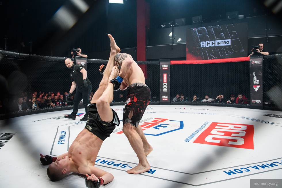 Для поединка двух звезд ММА в Екатеринбурге создадут Колизей Для поединка двух звезд ММА в Екатеринбурге создадут Колизей