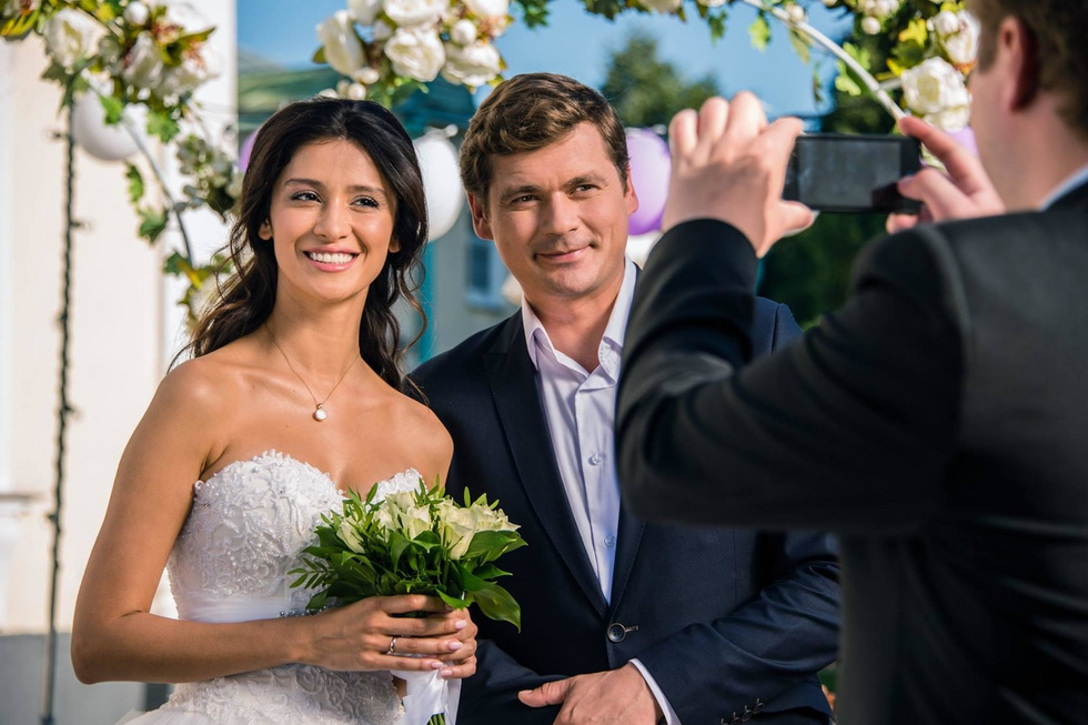 Актер из Екатеринбурга сыграл главную роль в любовной драме на ТВ Актер из Екатеринбурга сыграл главную роль в любовной драме на ТВ