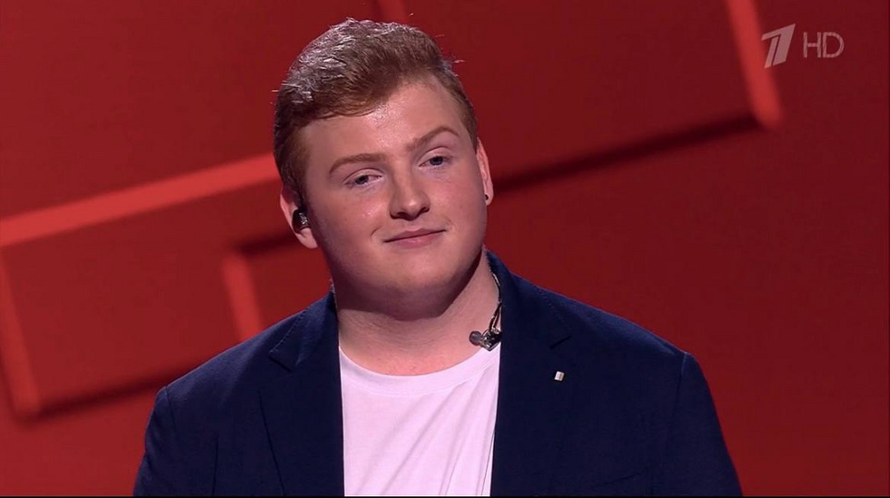 Екатеринбуржец не слышал одним ухом на сцене шоу «Голос» Екатеринбуржец не слышал одним ухом на сцене шоу «Голос»