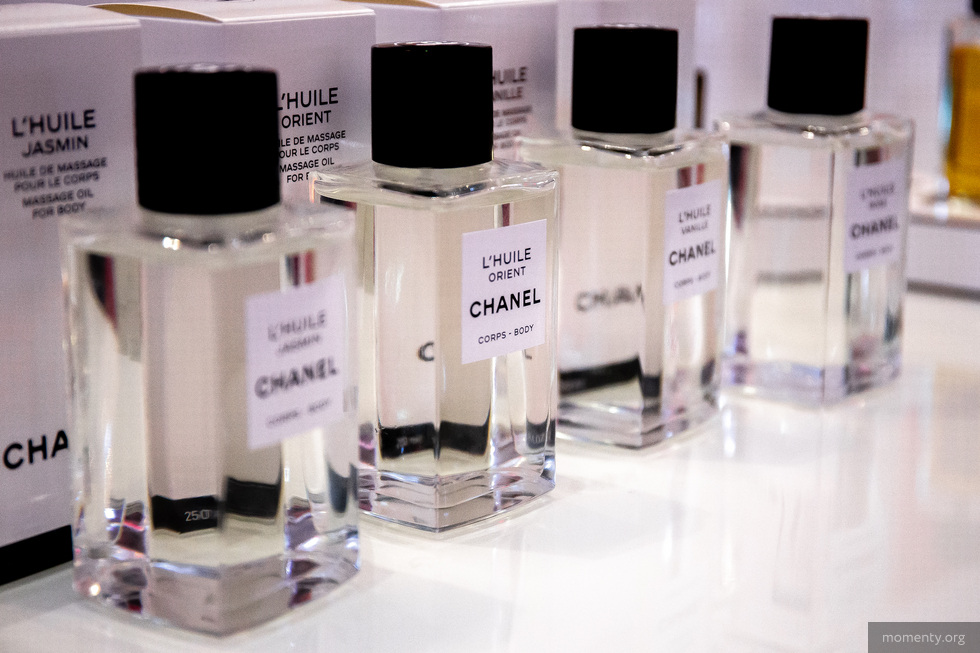 В&nbsp;Екатеринбурге изъяли люксовый парфюм и&nbsp;сигареты на&nbsp;7 миллионов рублей