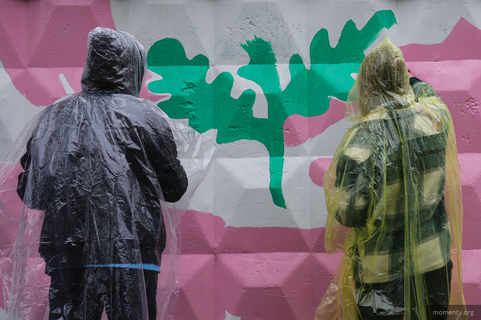 В Екатеринбурге появился 128-метровый мурал о детских ассоциациях с Эльмашем В Екатеринбурге появился 128-метровый мурал о детских ассоциациях с Эльмашем