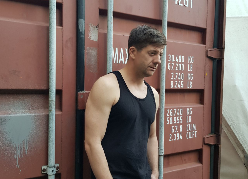 «Открывай, полиция!» — уральский актер рассказал о съемках в новом сериале с Иваном Охлобыстиным «Открывай, полиция!» — уральский актер рассказал о съемках в новом сериале с Иваном Охлобыстиным