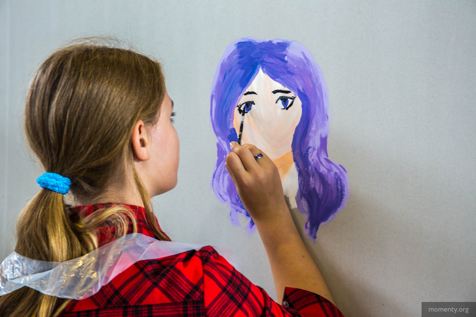 Горожане нарисуют для Екатеринбурга 40-метровую открытку Горожане нарисуют для Екатеринбурга 40-метровую открытку