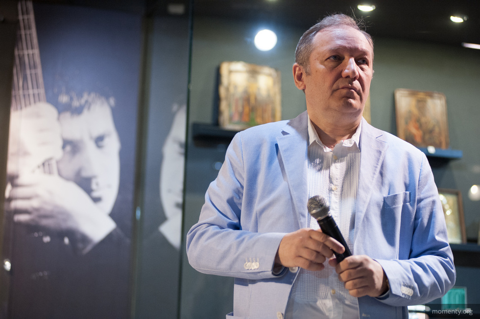 «Мозги, наверное, полгода нам крутили»: владелец «Высоцкого» пожаловался на бюрократию в Англии «Мозги, наверное, полгода нам крутили»: владелец «Высоцкого» пожаловался на бюрократию в Англии