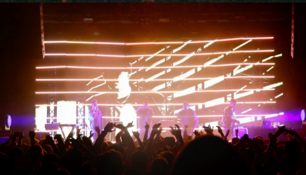 Участник группы, записавшей фиты с CREAM SODA и THOMAS MRAZ, выступит в Екатеринбурге Участник группы, записавшей фиты с CREAM SODA и THOMAS MRAZ, выступит в Екатеринбурге