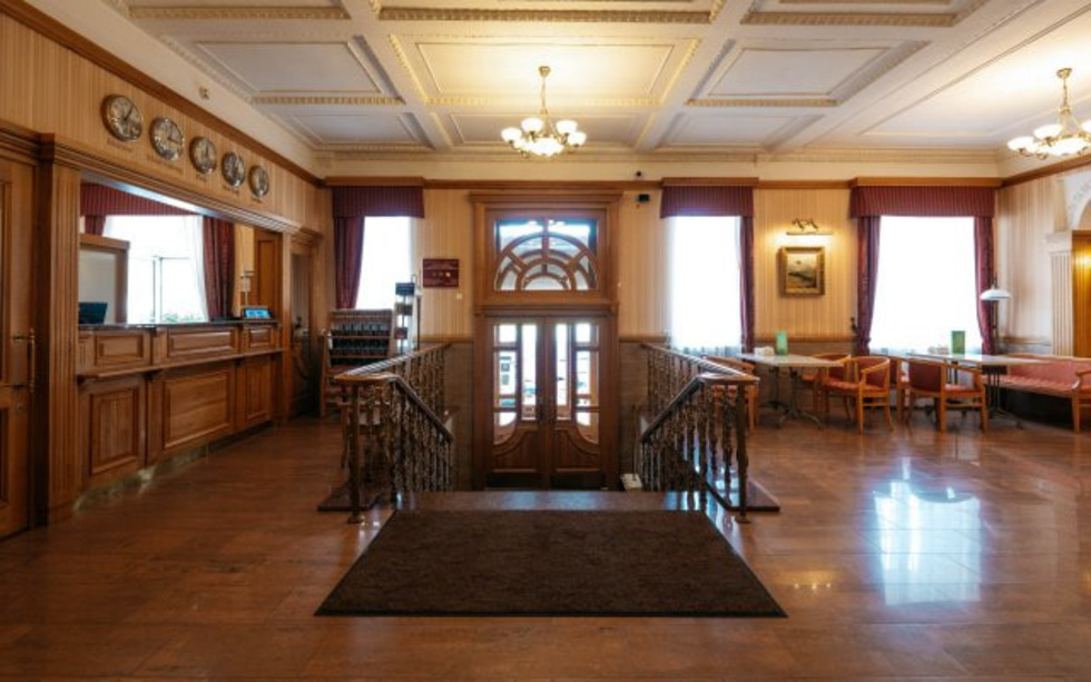 В&nbsp;стенах самого старинного отеля Екатеринбурга провели иммерсивный спектакль