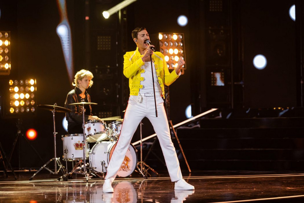 Фредди Меркьюри из Екатеринбурга прошел в финал шоу «Ярче звезд» Фредди Меркьюри из Екатеринбурга прошел в финал шоу «Ярче звезд»